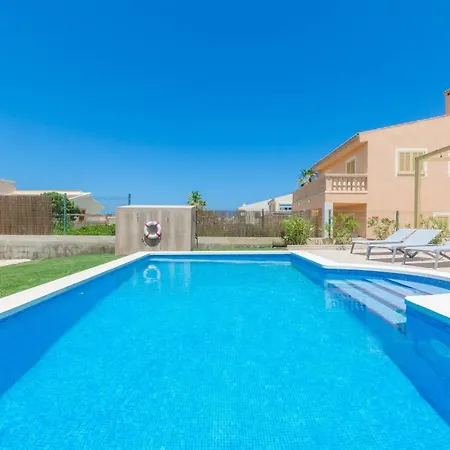 Dones D'aigua 11 Holiday home *